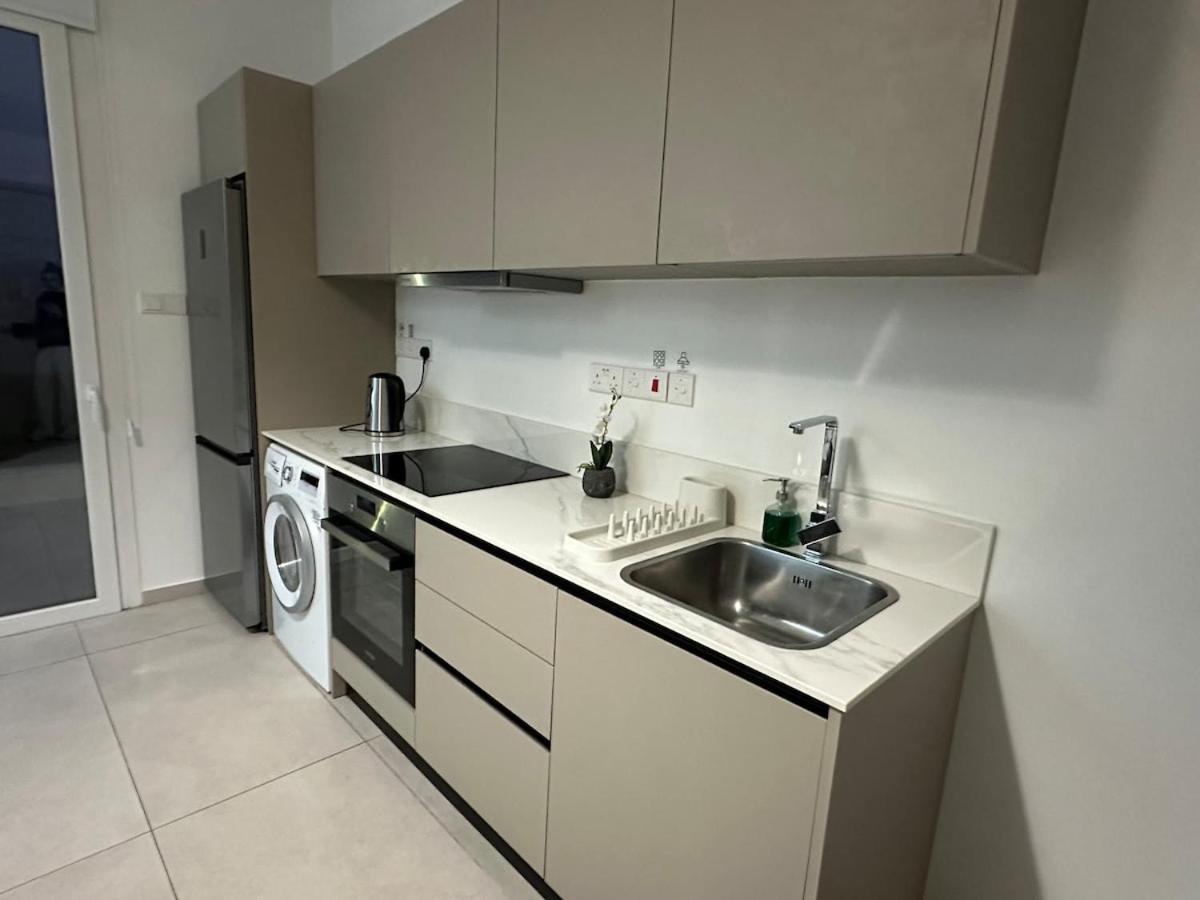 1 Bedroom Flat In Aglatzia *