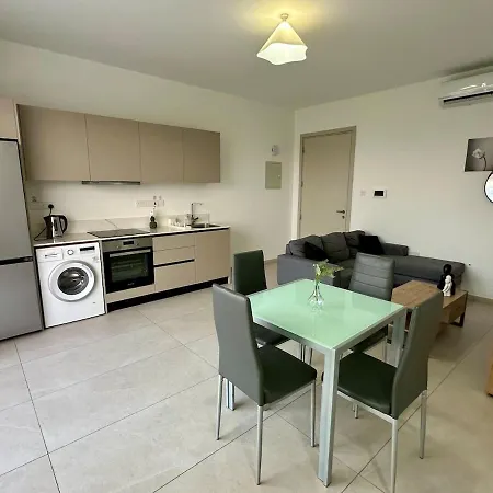 1 Bedroom Flat In Aglatzia Aglantzia Екстер'єр фото